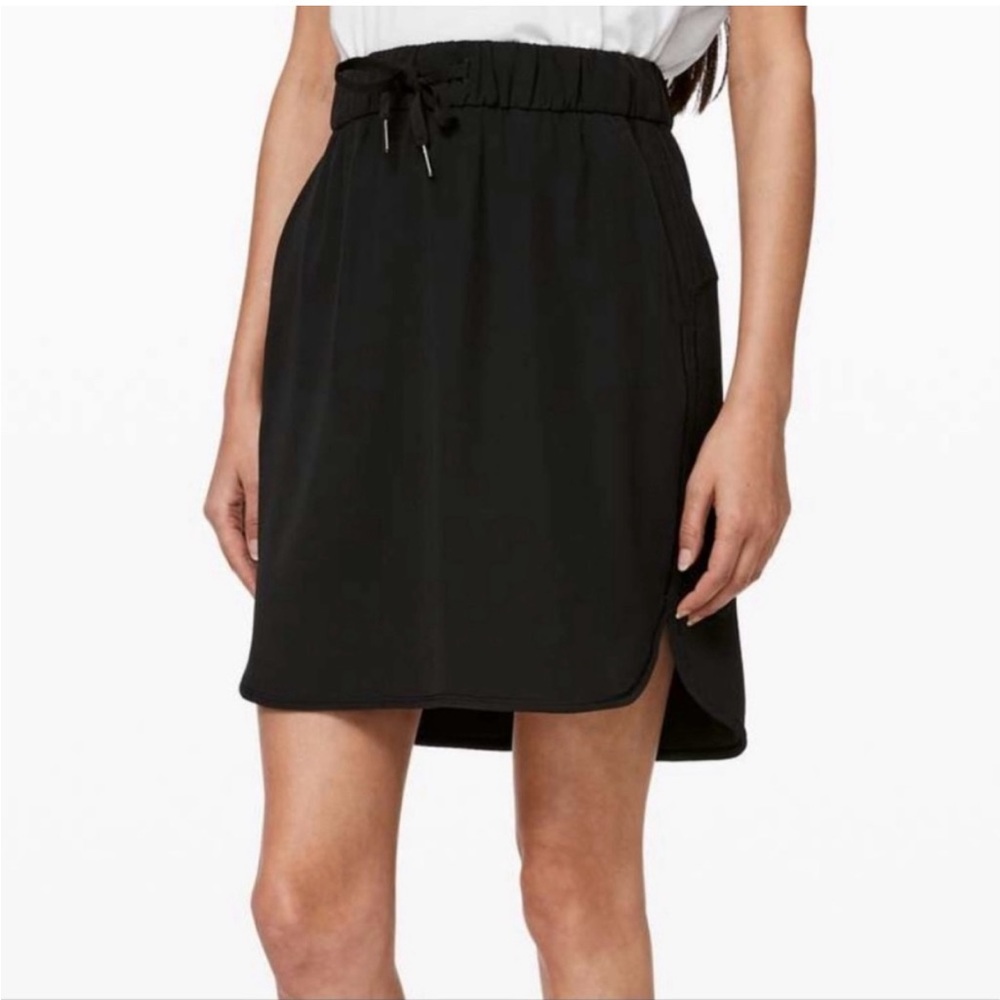 LULULEMON on the fly woven skirt - black
